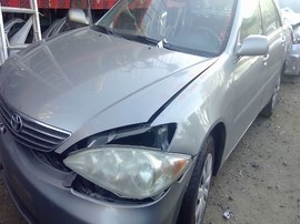 2005 TOYOTA CAMRY, SILVER, LE, 2.4L, AT.  Z25948